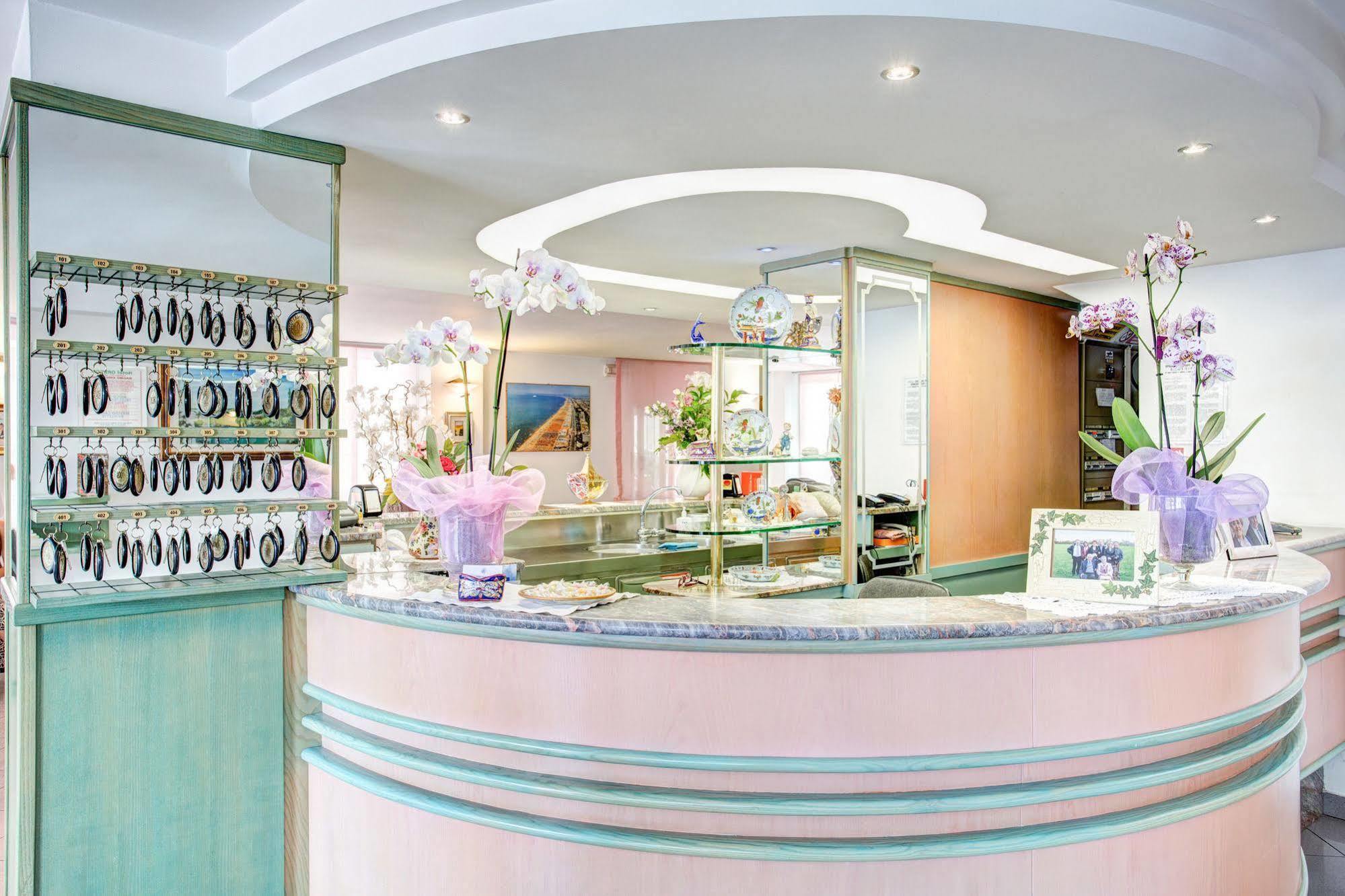 Oregon Hotel Rimini